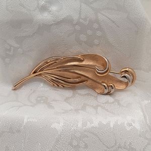 Trifari Crown Signed Magnificent Pin Brooch Gold & Silver Tone